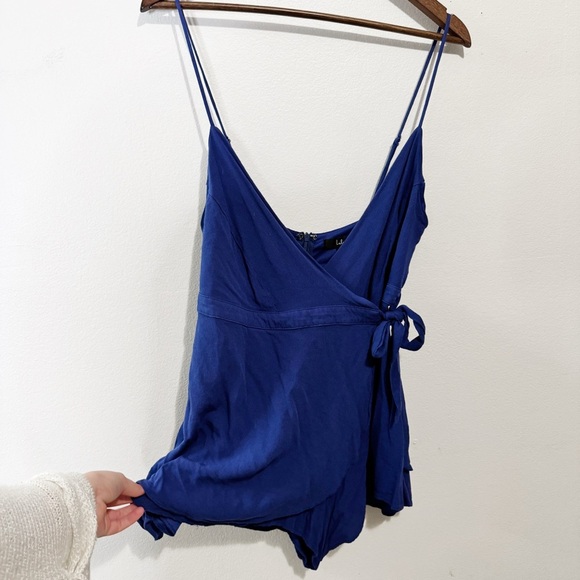 Lulus navy blue short romper medium - Picture 3 of 6